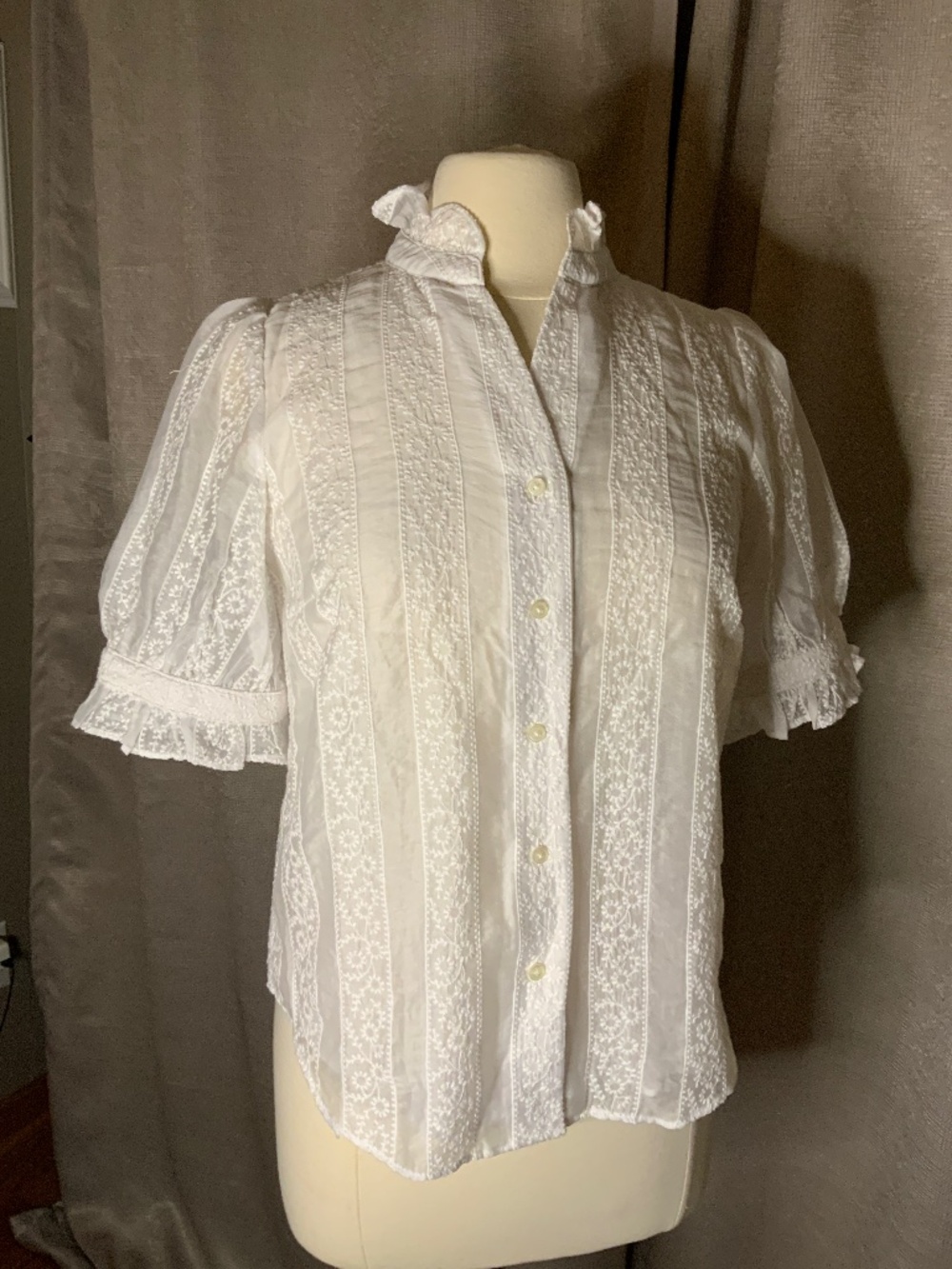 Classic AT White Shear Blouse